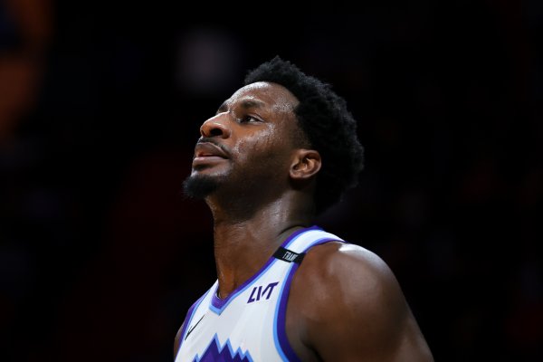 2026世界杯官方网站 好意思记：因好友布兰登·克拉克去世 小贾伦将缺席NBA澳大利亚活动